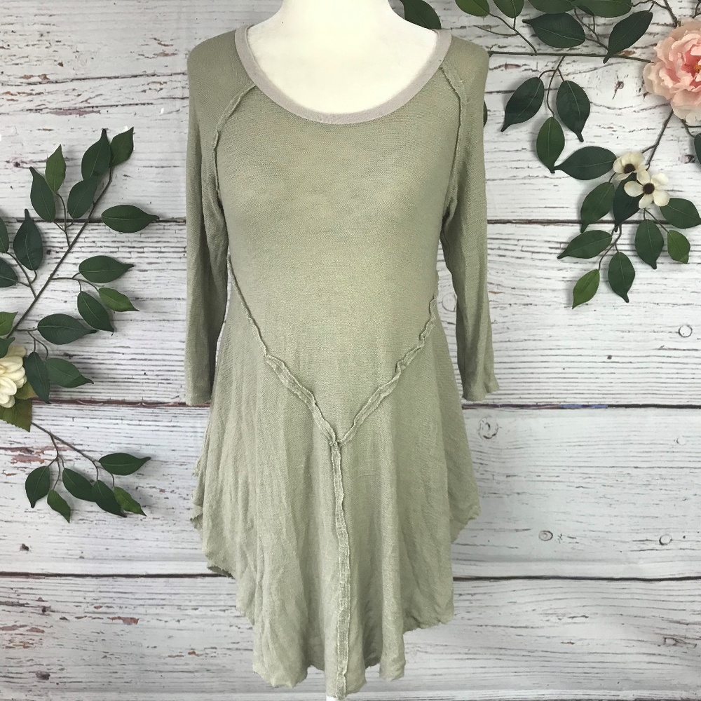 Intimatley Free People Size S Pleated Thermal Top